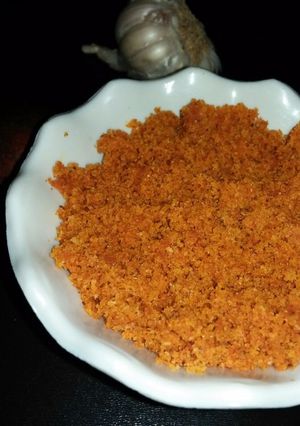 A picture of Nariyal ki sukhi chutney.