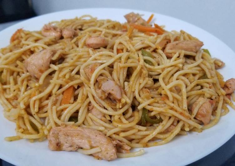 Recipe of Any-night-of-the-week Stir fry chicken spegettis
