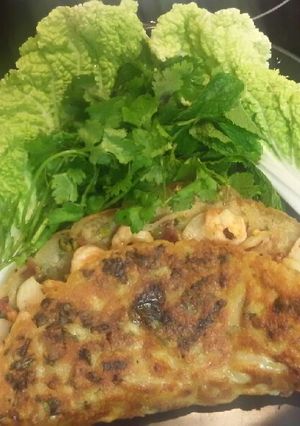 A picture of Vietnamese Shrimp & Mung Bean Crepe.