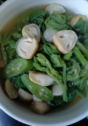 A picture of Pumpkin Shoot Curry 🥬🍄 (Northern Style).