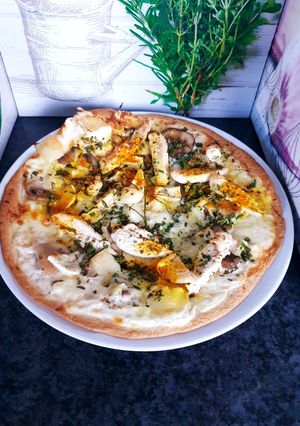Une photo de Pizza 🍕 wrap au poulet 😋