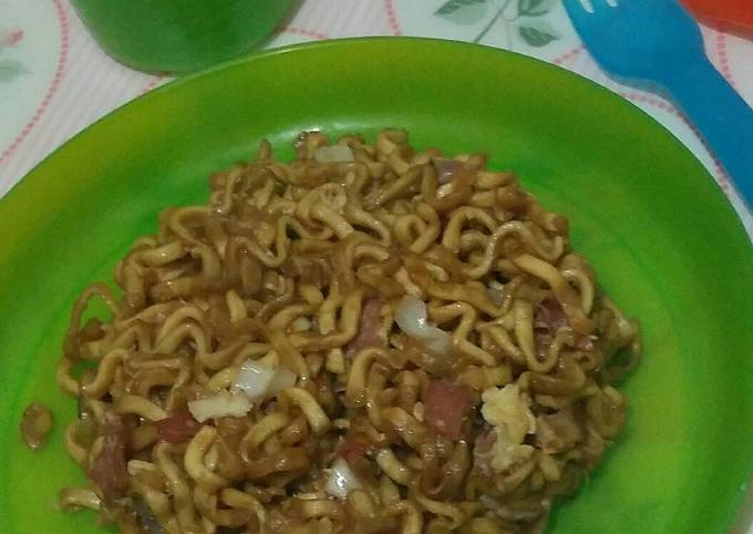 Resep Mie Goreng Spesial Smoked Beef And Chicken Oleh Ghariza Setyawan ...