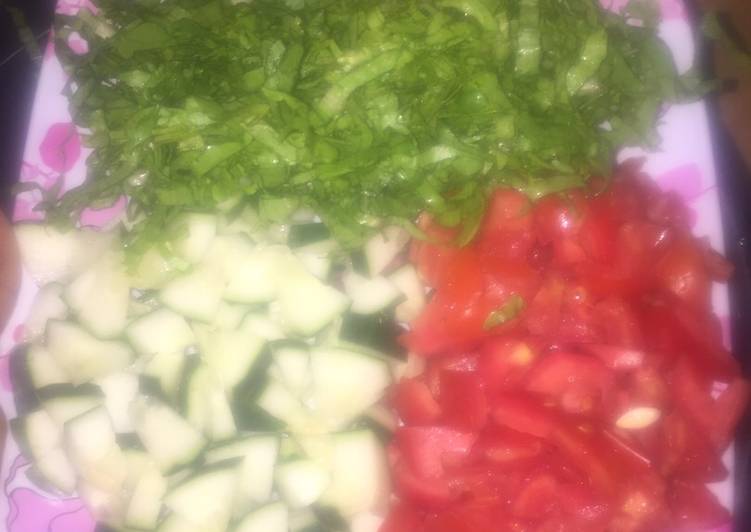 Steps to Make Favorite Lettuce salad 🥬