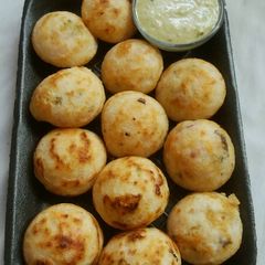 A picture of Masala appe.