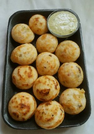 A picture of Masala appe.