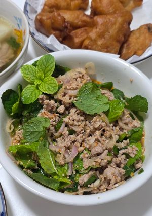 รูปของ ลาบหมู