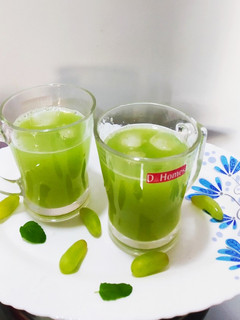 ગ્રેપ્સ કુલર (Grapes Cooler Recipe In Gujarati) રેસીપી મુખ્ય ફોટો