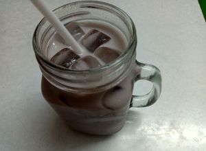 Hình của món Sữa Đậu Đỏ/ Sữa Đậu Đen.