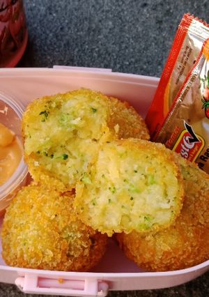 Foto resep Bola Kentang Keju dan Brokoli