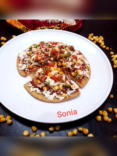 मैक्सिकन पिज़्ज़ा (mexican pizza recipe in Hindi) रेसिपी मुख्य फोटो