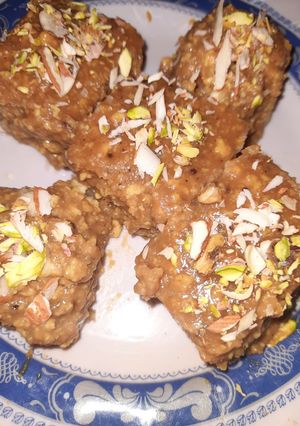 हब्शी /🍫हलवा रेसिपी मुख्य फोटो