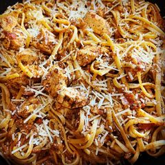 A picture of Creamy Tomato Garlic Butter Chicken Pasta.