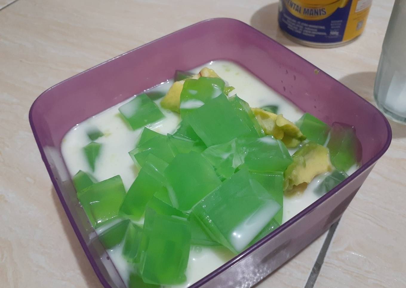Sup buah alpukat