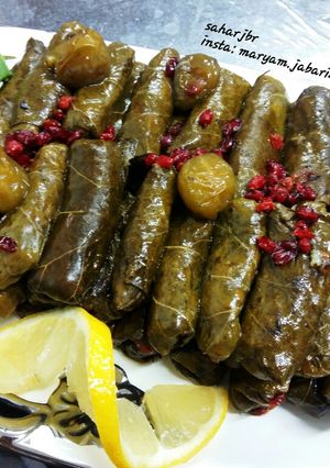 عکسی از دستور دلمه برگ مو