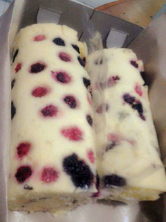 Foto resep Steamed Roll Cake "Mulberry Sweetheart"