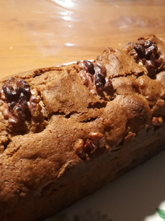 Una foto de Budín de manzana, canela y nueces 🍎🥧 (sin lactosa)