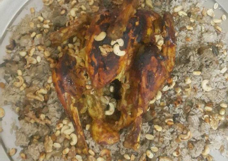 ارز بالخلطه مع ديك رومى صغير