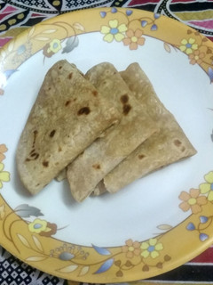 கோதுமை மாவு சப்பாத்தி (Wheat Flour Chapathi Recipe in Tamil) செய்முறை முக்கிய புகைப்படம்