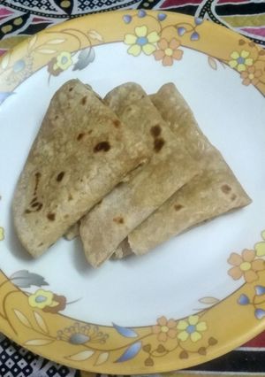 கோதுமை மாவு சப்பாத்தி (Wheat Flour Chapathi Recipe in Tamil) செய்முறை முக்கிய புகைப்படம்