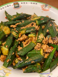 肉碎炒秋葵 的食譜成品照片