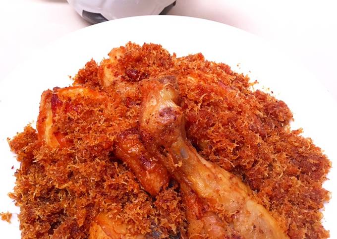 Ayam Goreng Serundeng Kelapa