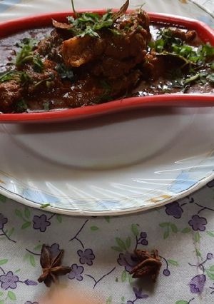 A picture of Chettinad masala mutton curry.