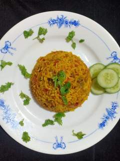 તવા પુલાવ (Tava Pulao Recipe In Gujarati) રેસીપી મુખ્ય ફોટો