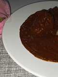 Mole Oaxaqueño con pollo y tortillas de maíz hechas a mano