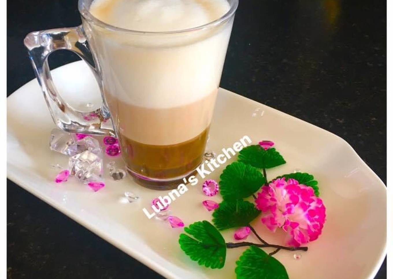 Triple Coloured Coffee:<br />Three layers of coffee: