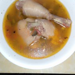 A picture of Nice kienyeji chicken.