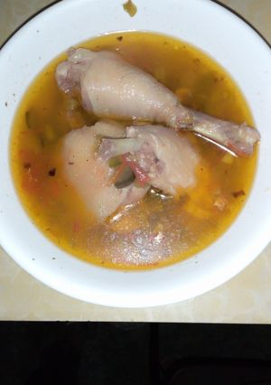A picture of Nice kienyeji chicken.