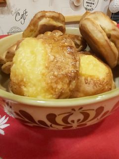 Sonkás-sajtos puffancs recept fotója