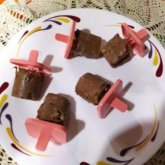 A picture of Ice cream POP STICK.