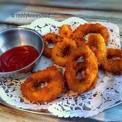 A picture of Fiery Calamari Rings.