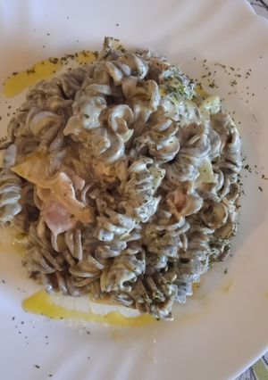 Una foto de Pasta proteica a la carbonara😜😋