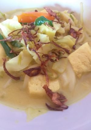 Foto resep 06. Sayur Kol, toge, tahu putih, kuah kuning santan. Hemat