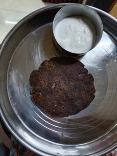 कुट्टू की रोटी (kuttu ki roti recipe in Hindi) रेसिपी मुख्य फोटो