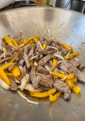 A picture of Black Pepper Beef Stir Fry 黑椒牛柳.