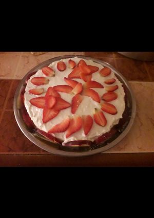 صورة لوصفة كيك بالكريمة والفراولة 😋🍓🎂