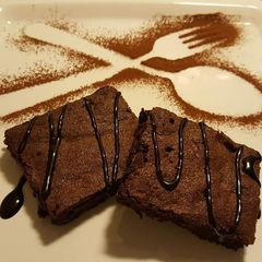 A picture of Fudge brownies.