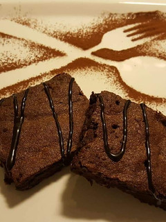 A picture of Fudge brownies.