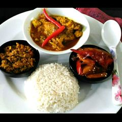 A picture of Chicken with pumpkin, sweet & savory potatoes, fish bhurji.