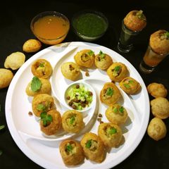 Chana panipuri A picture of Chana panipuri.