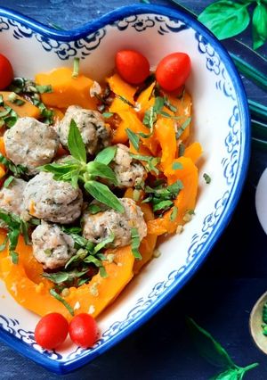 Hình của món Bí đỏ hấp chả cá.