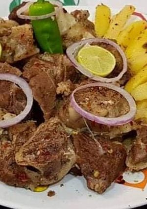 A picture of Namkeen ghosht.