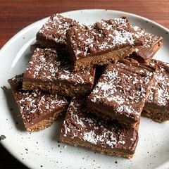 A picture of Australian Chocolate Slice.