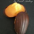 Madeleine et leur coque en chocolat
