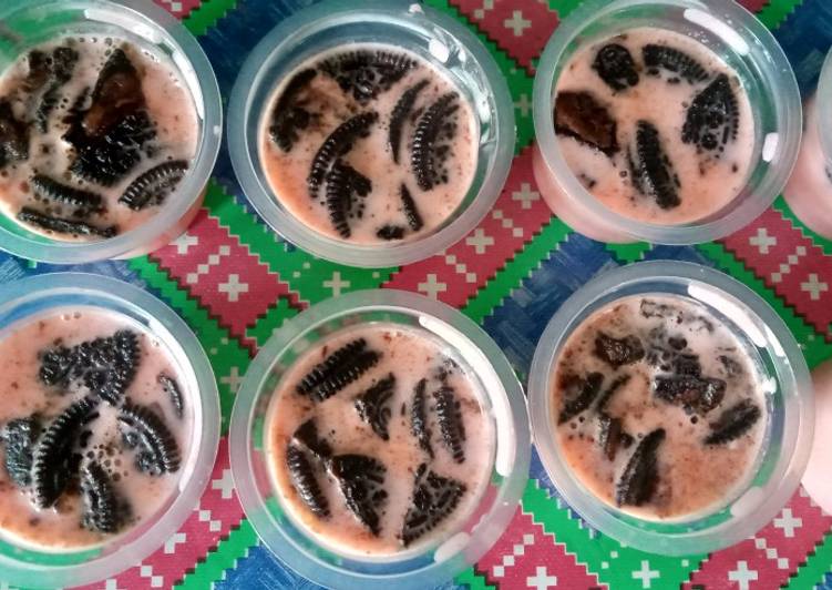 Puding susu oreo creamy