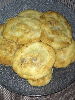 Una foto de Tortas fritas rellenas