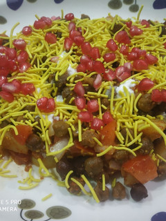 ચણા ચાટ (chana Chaat recipe in Gujarati) રેસીપી મુખ્ય ફોટો